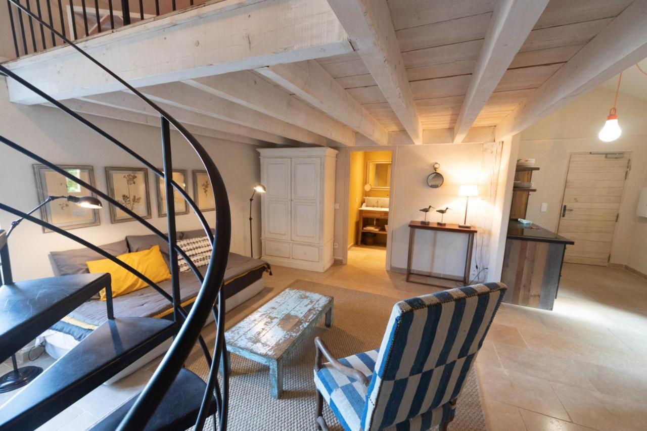 Апартаменты Domaine Des Peyre Robion en Luberon Экстерьер фото