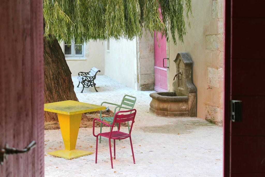 Апартаменты Domaine Des Peyre Robion en Luberon Экстерьер фото